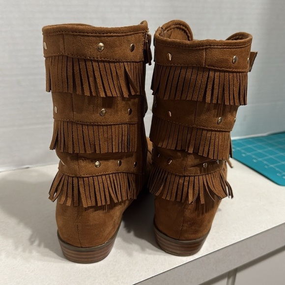 Fringe Buckle Suede Boots - Brown - Picture 8 of 14